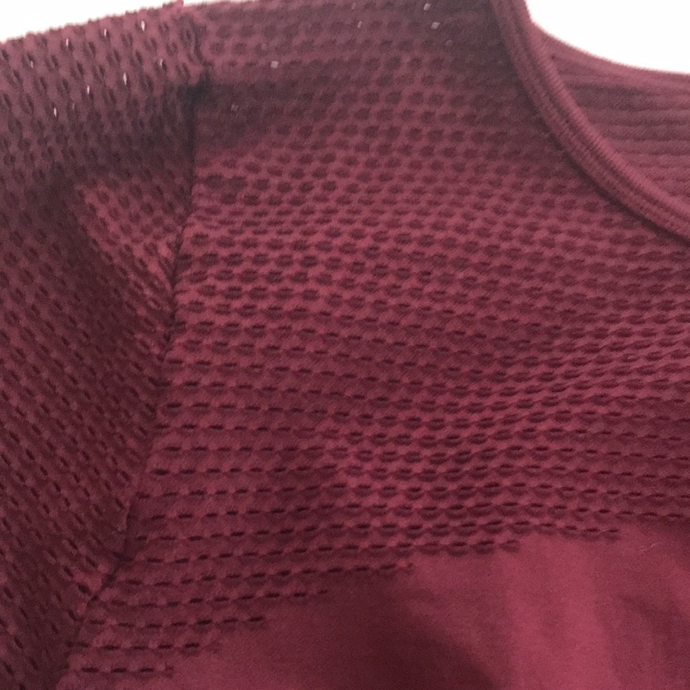 Fabletics top - Picture 3 of 3